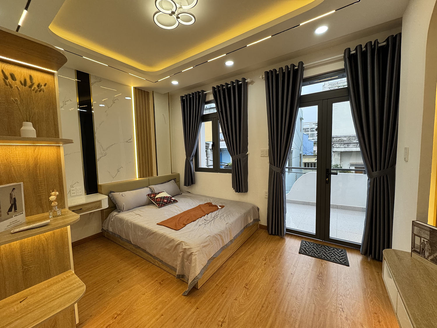 Lửng+1 lầu 4,2x12=50m2 có phòng master tầng trệt cho người lờn full nội thất khu vip Nguyễn Văn Đậu